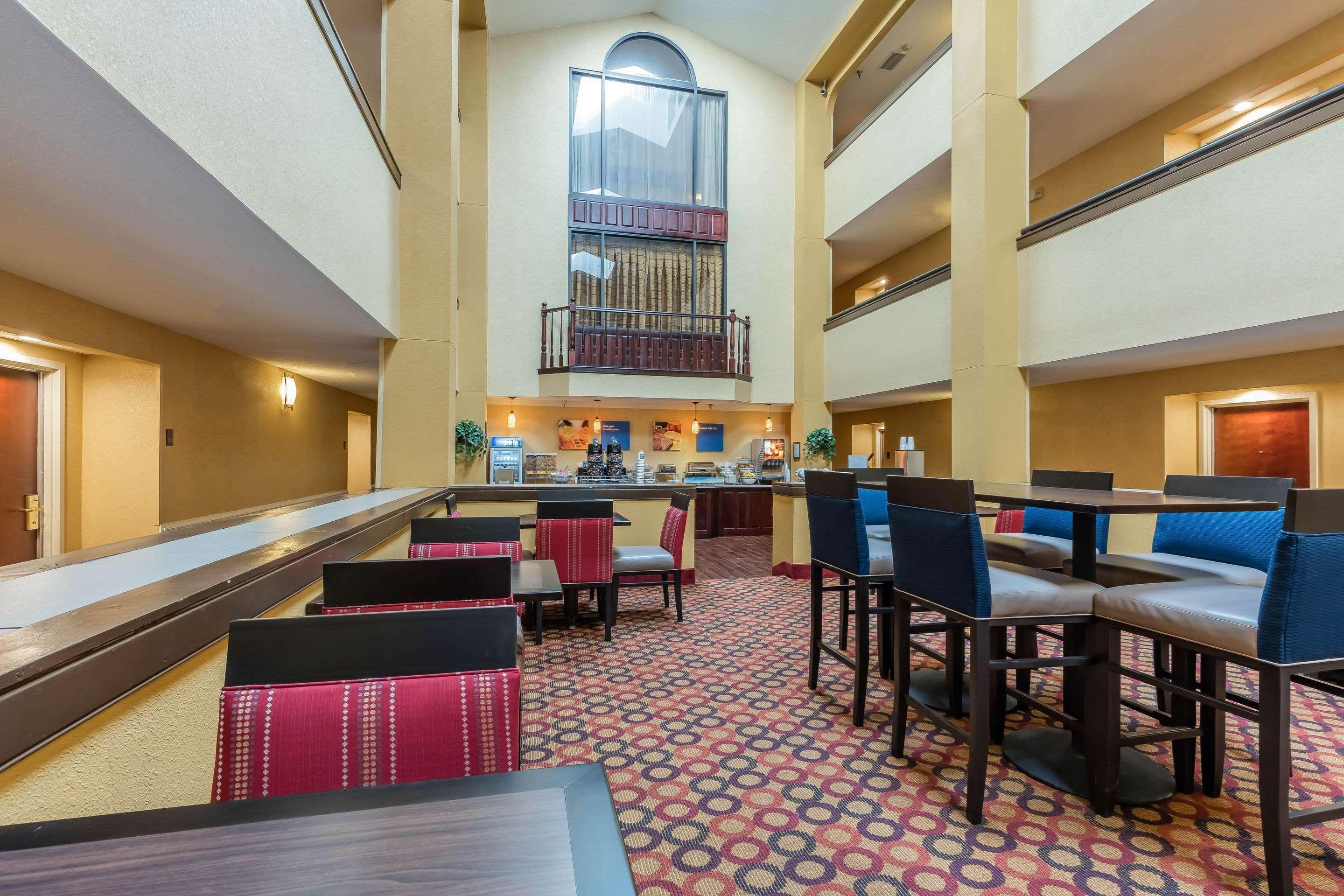 Comfort Inn & Suites Jasper Hwy 78 West Dış mekan fotoğraf